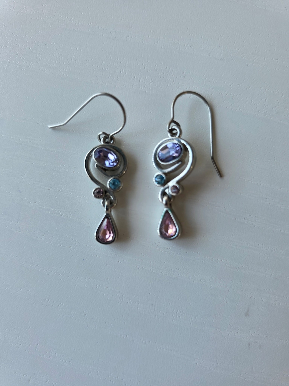 NWOT Silver Purple and Pink Teardrop Dangle Earrings